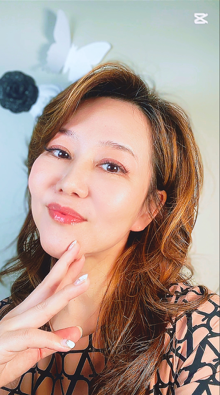 若く見える人は“引き算”がうまい。Salon Chioriが考える「削ぎ落とす美容」